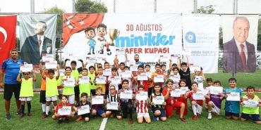 minikler-zafer-turnuvasinda-eglence-dolu-anlar-yasadi.jpg