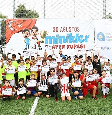 minikler-zafer-turnuvasinda-eglence-dolu-anlar-yasadi.jpg