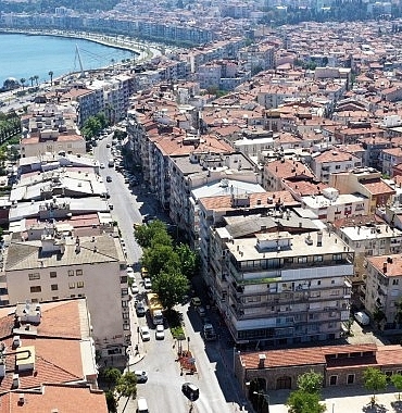 mithatpasa-caddesinde-otopark-ve-yol-cizgisi-calismasi-basliyor.jpg