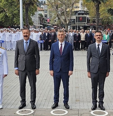 mustafa-kemal-ataturke-gazi-unvani-ve-maresal-rutbesi-verilmesinin-101-yil-donumu-ve-19-eylul-gaziler-gunu-golcuk-anitparkta-to.jpg