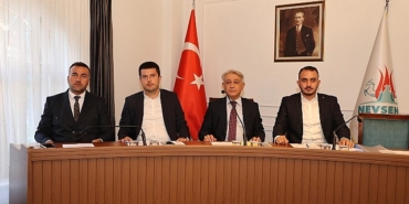 nevsehir-belediye-meclisi-eylul-ayi-olagan-toplantisi-nevsehir-belediye-meclisi-1-baskan-vekili-hasan-huseyin-berber-baskanliginda-yapildi.jpg