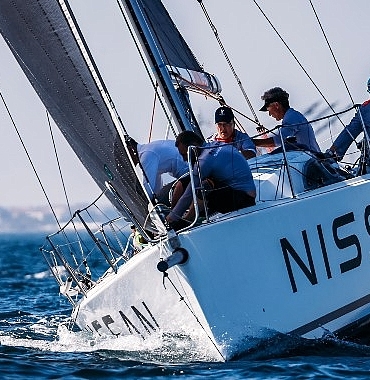 nissan-turkiye-yelken-takimi-bosphorus-cupta-2-ayri-yelkenlisiyle-yarisiyor.jpg