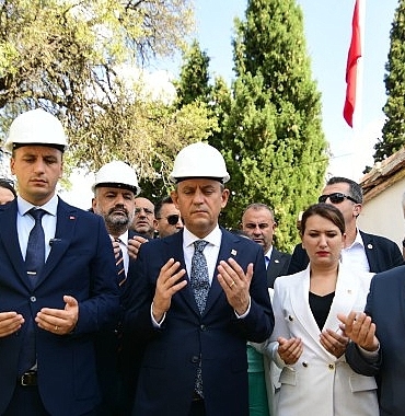 ozgur-ozelin-bornova-mesaisi-cami-acilisiyla-basladi.jpg