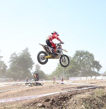 super-enduro-sampiyonasi-nefes-kesti.jpg