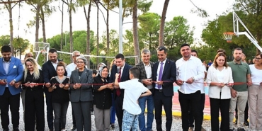 torbali-belediyesinden-sehitler-mahallesine-yeni-sosyal-alan.jpg