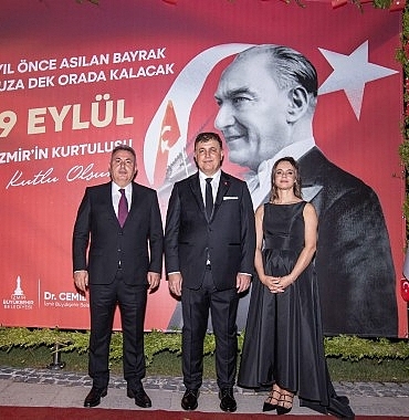 tugay-biz-varsak-turkiye-cumhuriyeti-sonsuza-dek-var-olacak.jpg
