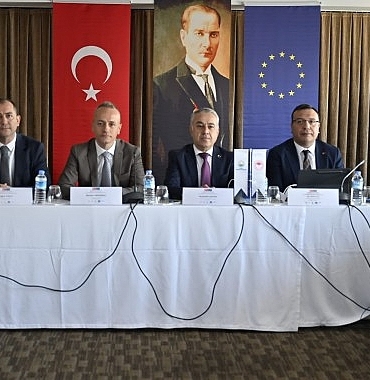 turkiye-ortak-tarim-politikasi-agi-26-bolgesel-izleme-ve-degerlendirme-toplantisi-izmirde-gerceklestirildi.jpg