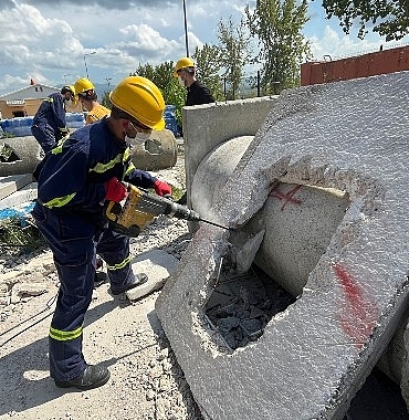 ulasimpark-personeline-kurtarma-ve-yangin-egitimi.jpg