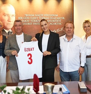 voleybolun-yildizi-guzelbahcede-antrenman-yapacak.jpg
