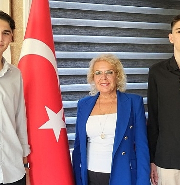 yalindan-baskan-vekili-ozdemire-ziyaret.jpg