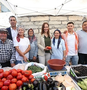 yamanlar-domates-senligi-karsiyakaya-renk-katti.jpg