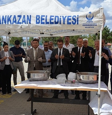 yeni-egitim-yili-asure-etkinligi-ile-basladi.jpg