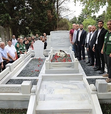 yesilayin-kurucusu-ord-prof-dr-mazhar-osman-mezari-basinda-anildi.jpg