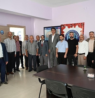 baskan-kocamandan-ilce-muftusune-ziyaret.jpg
