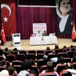 bornova-belediyesinden-meme-kanseri-farkindalik-semineri.jpg