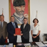 buyuksehirden-agiz-ve-dis-sagligi-icin-protokol.jpg