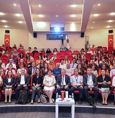 deude-exposome-tr-sempozyumu-cevresel-kirleticiler-masaya-yatirildi.jpg