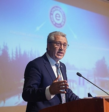 ege-universitesi-16-gostergede-ilk-5te-iki-gostergede-zirvede.jpg