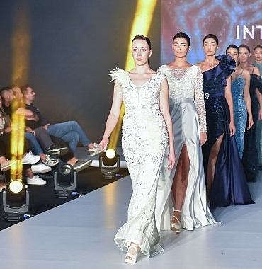 fashion-prime-podyumunda-kumaslarin-dansi.jpg