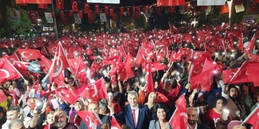 golcuk-belediye-baskani-ali-yildirim-sezer-yayinladigi-mesaj-ile-29-ekim-cumhuriyet-bayramini-kutladi.jpg