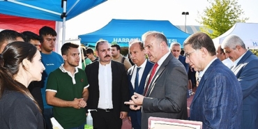 harran-universitesinde-bu-yil-baslayan-ogrencilere-yonelik-oryantasyon-programi-basladi.jpg