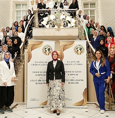 kadin-liderlerden-guclu-birliktelik-is-kadinlari-girisim-dernegi-iskagid-kuruldu.jpg