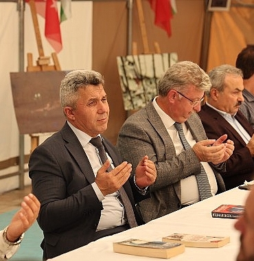 kandirada-filistine-destek-cadiri-dualarla-acildi.jpg