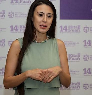 kasabali-bir-toplumuz-kasabada-sikisip-kaldik.jpg