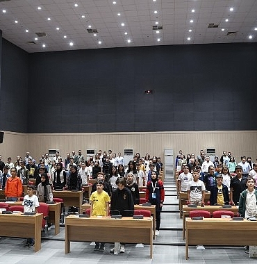 konya-buyuksehir-belediyesi-cocuk-meclisi-bu-donemin-ilk-toplantisini-yapti.jpg