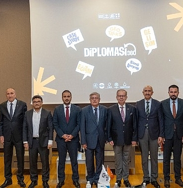 konya-buyuksehirden-yarinlarin-diplomatlari-icin-diplomasi-360-programi.jpg