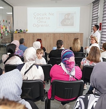 mukemmeliyetci-anne-baba-tutumlari-semineri.jpg