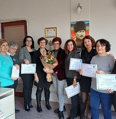 narlidere-belediyesi-tarafindan-duzenlenen-ve-16-hafta-surecek-olan-kadinin-insan-haklari-egitim-programi-kihep-basliyor.jpg