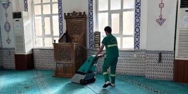 osmangazi-belediyesi-camilerde-temizlik-calismasi-baslatti.jpg