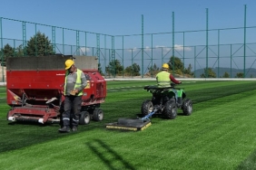 osmangazi-belediyesinden-gundogduya-futbol-sahasi.jpg