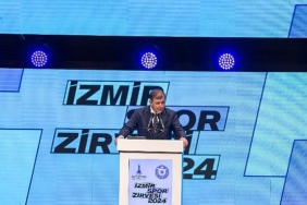 tarihi-izmir-spor-zirvesi-basladi.jpg