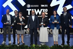 turkiyenin-ilk-dijital-bankasi-hayat-finans-turkiye-inovasyon-haftasinda-dijital-bankalarin-inovasyon-gucunu-anlatti.jpg