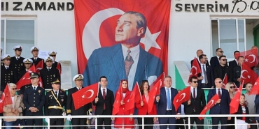 urlada-cumhuriyet-bayrami-coskusu.jpg