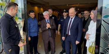 vali-dogandan-geyveye-ilk-ziyaret.jpg