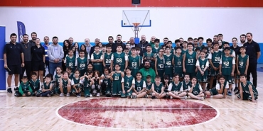 enerjisa-uretim-ve-guler-legacyden-cocuklara-14-basketbol-kampi-kahramanmaras-elbistanda-cocuklar-basketbol-ile-bulustu.jpg