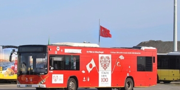 iettden-turkiye-japonya-100-yili-icin-ozel-otobus.jpg