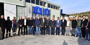 izmirin-zeytinleri-cuvallardan-kurtulup-kasalarda-toplanacak.jpg
