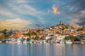 jolly-19-ayvalik-uluslararasi-zeytin-hasadi-festivalinde-yerini-aldi.jpg