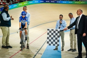 konya-velodromu-uci-pist-bisikleti-uluslar-kupasina-ev-sahipligi-yapacak.jpg