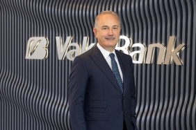 vakifbankin-aktif-buyuklugu-36-trilyon-tlye-ulasarak-100-milyar-dolar-seviyesini-asti.jpg