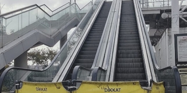 yuruyen-merdivenlere-periyodik-bakim.jpg