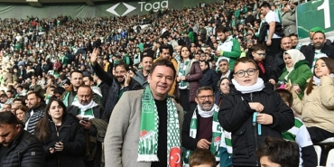 baskan-aydin-osmangazili-cocuklara-bursaspor-sevgisi-asiliyor.jpg