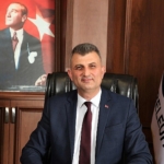 baskan-sezer-2025-yili-hayirlara-vesile-olsun.jpg
