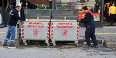 bayraklida-cop-konteynerleri-yenileniyor.jpg