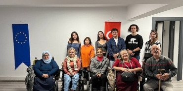 konakta-iklim-degisikligine-iki-calistay-birden.jpg