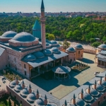 mevlana-celaleddin-i-rumi-vefatinin-751inci-yilinda-ege-universitesinde-anilacak.jpg